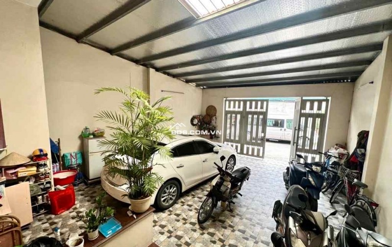 bán nhà Cổ Linh, 140m, mặt tiền 6.2m, nở hậu, đường rộng 10m, 3 ôtô tránh nhau