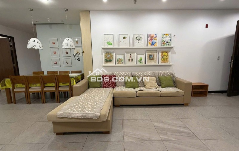 Chung cư Satra Eximland, Phú Nhuận: 3p ngủ, 2wc, NTCB, 22tr/th, 145m2.