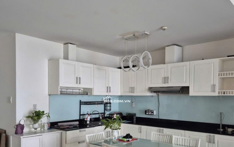 Phúc Yên, Phan Huy Ích, P15, TB, 115m2, 3PN, 2WC, Nội thất, 12tr/tháng.