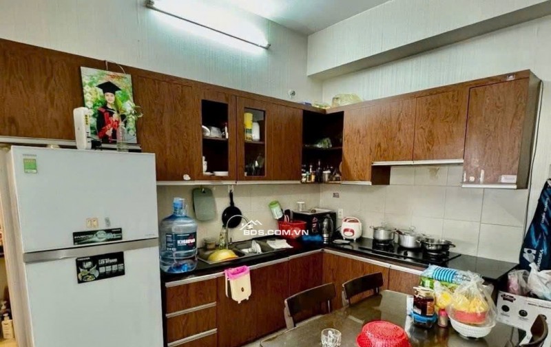C/c Đặng văn Ngữ, PN:  81m2, 2p ngủ, 2wc, 12tr/th, Nhà mới.