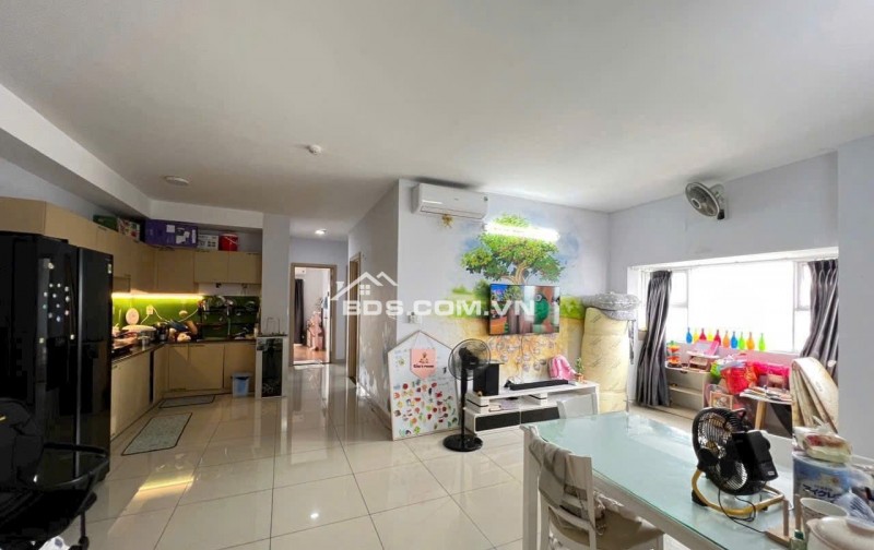 Cho thuê chung cư Phúc Yên 2, Tân Bình, 137m2, 3pn, 2wc, NT, 12tr/th