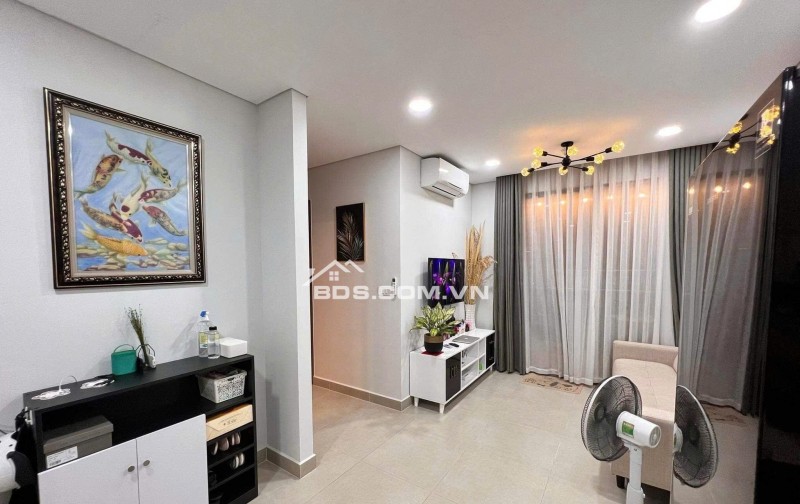 Chung cư Satra, Phan Đăng Lưu, P7, PN: 145m2, 3PN, 2WC, Nội thất, 22tr/th