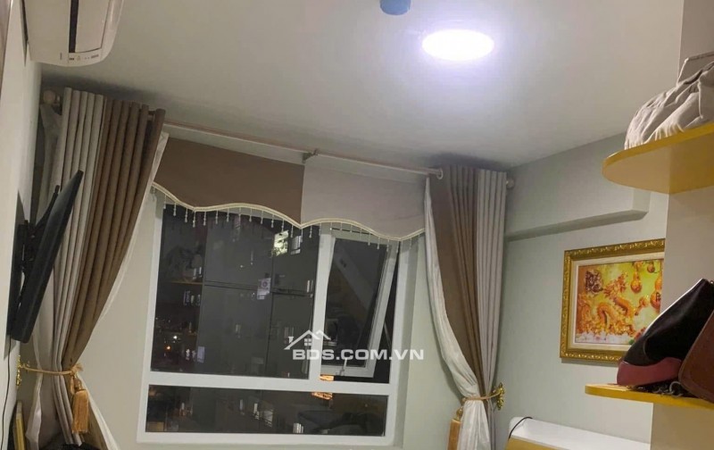 Chung cư Đặng Văn Ngữ, P13, PN: Căn góc 2p ngủ, Nhà sạch, 12tr5/th.