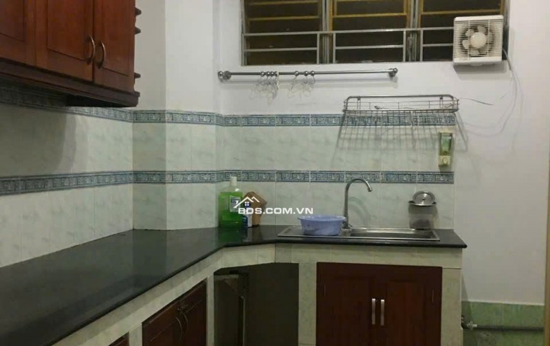 Chung cư An Lộc, P17, Gò Vấp: 3pn 93m2, Căn góc, Nhà trống, 9tr/th.