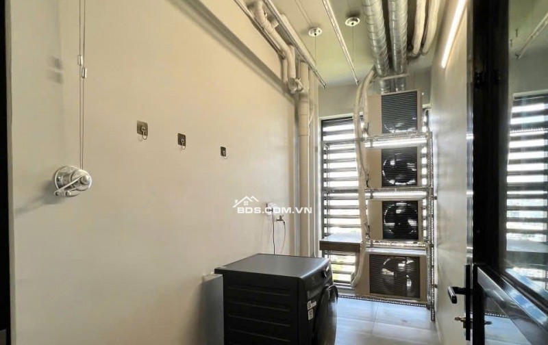 Satra Eximland- Phan Đăng Lưu-P1- PN, 90m2, 2PN, 2WC, 16tr5/th.