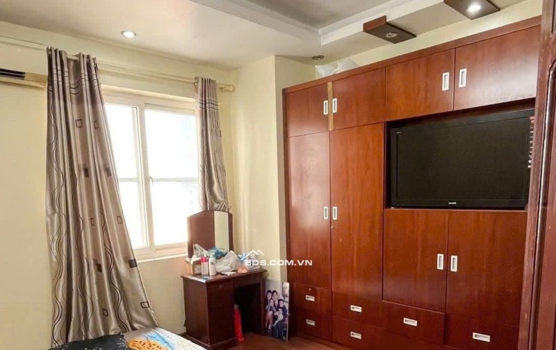Chung cư Phú Thạnh ,Nguyễn Sơn, TP: 110m2, 3p ngủ, 2TL, Góc, 10.5tr/th.