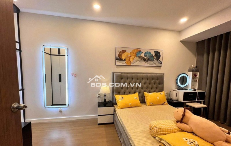 Chung cư Satra, Phan Đăng Lưu, P7, PN: 145m2, 3PN, 2WC, Nội thất, 22tr/th