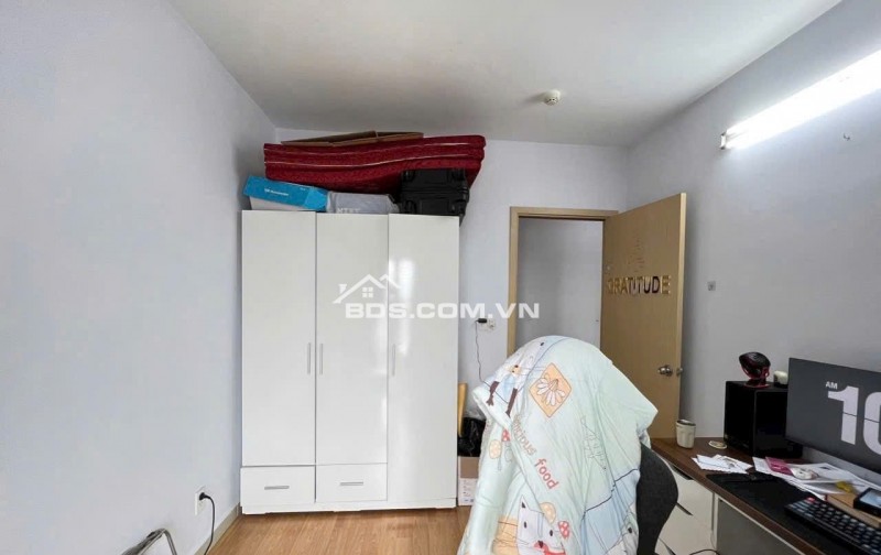 Cho thuê chung cư Phúc Yên 2, Tân Bình, 137m2, 3pn, 2wc, NT, 12tr/th