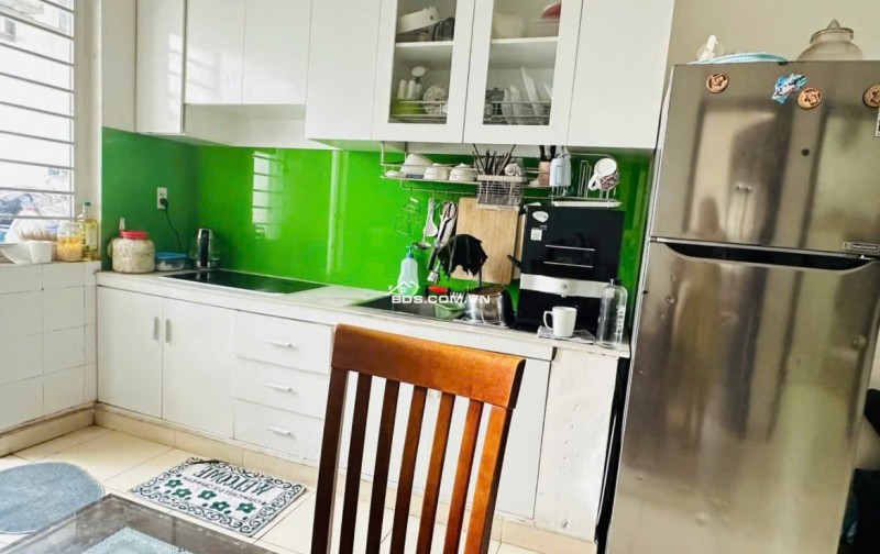 Chung cư Đặng văn Ngữ, PN: 80m2, 2p ngủ, Tolet NT, 12tr/tháng.