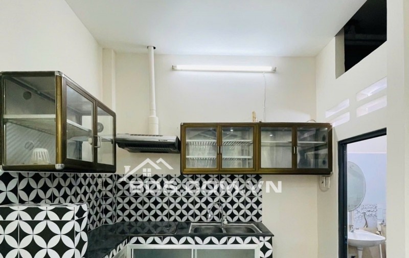 Nhà Đẹp Lạc Long Quân Nhỉnh 4 Tỷ