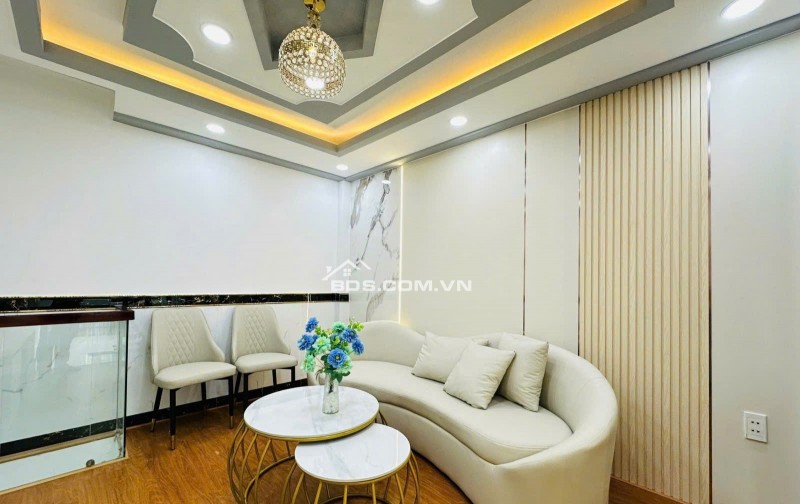 Chỉ 6 Tỷ có Ngay Nhà 5 Tầng 5PN 5WC Đường Xe Hơi Phan Huy Ích Tân Bình.