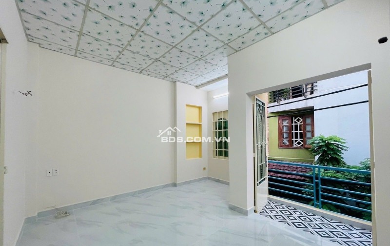 Nhà Đẹp Lạc Long Quân Nhỉnh 4 Tỷ