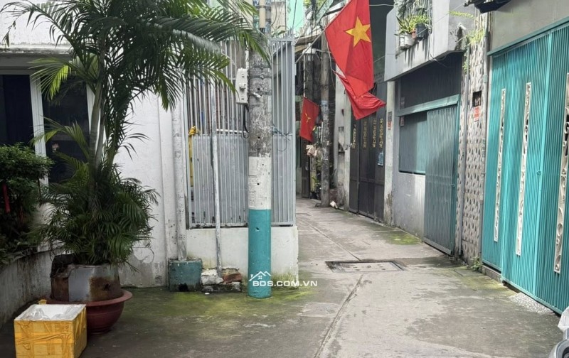 Nhà Đẹp Lạc Long Quân Nhỉnh 4 Tỷ