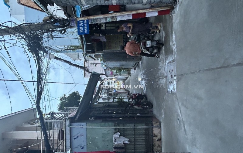   BÁN NHÀ HẺM 36 HUỲNH VĂN NGHỆ, QUẬN TÂN BÌNH -DTSD: m2 – Chỉ  9 Tỷ