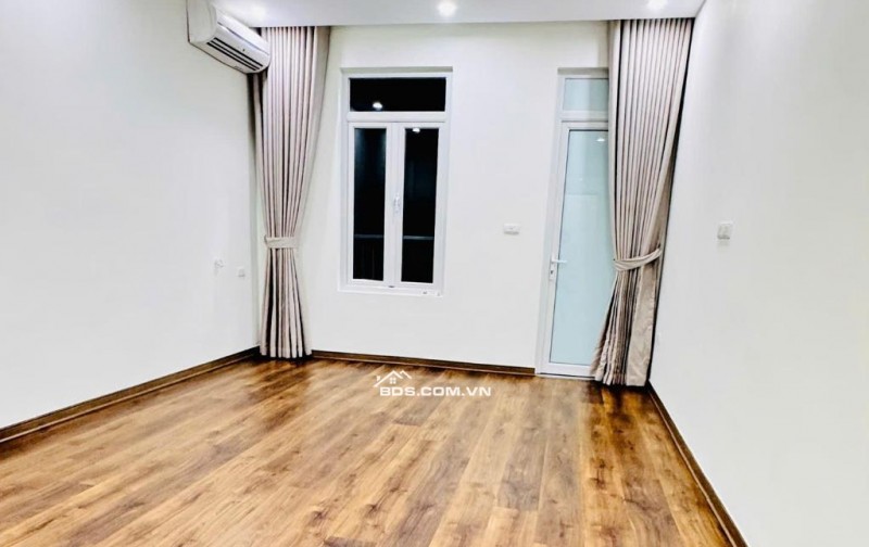  SIÊU PHẨM NHÀ DÂN XÂY Ở KHƯƠNG HẠ – KHUÔN VÀNG THƯỚC NGỌC – ĐẸP XINH LUNG LINH