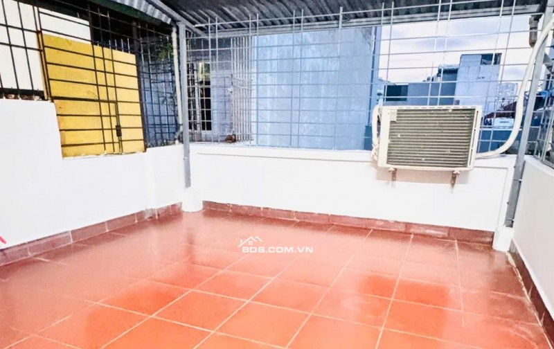  SIÊU PHẨM NHÀ DÂN XÂY Ở KHƯƠNG HẠ – KHUÔN VÀNG THƯỚC NGỌC – ĐẸP XINH LUNG LINH