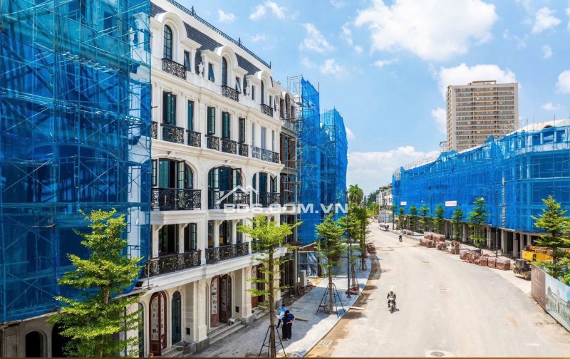 Noble Palace Tây Thăng Long 38,5 tỷ mặt đường Hoàng Quốc Việt kéo dài