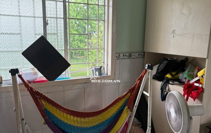Bán căn hộ chung cư Lô C, 55.5 m2, căn góc 1 PN ở KDC Vĩnh Lộc B