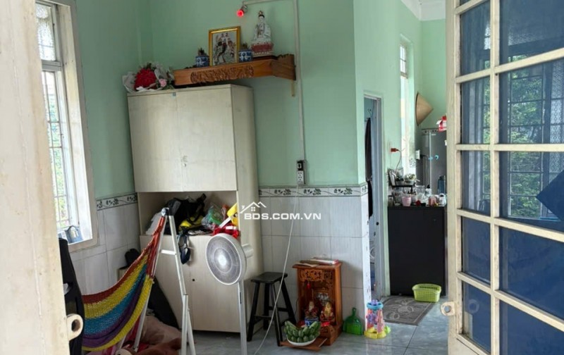 Bán căn hộ chung cư Lô C, 55.5 m2, căn góc 1 PN ở KDC Vĩnh Lộc B