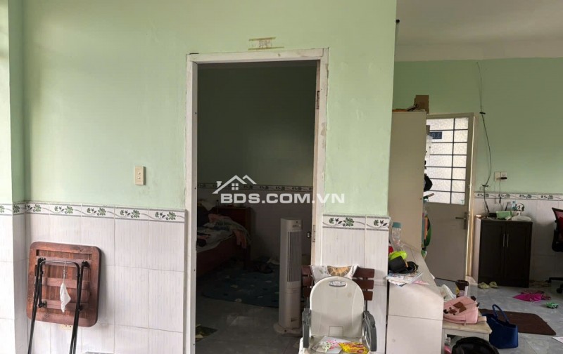 Bán căn hộ chung cư Lô C, 55.5 m2, căn góc 1 PN ở KDC Vĩnh Lộc B