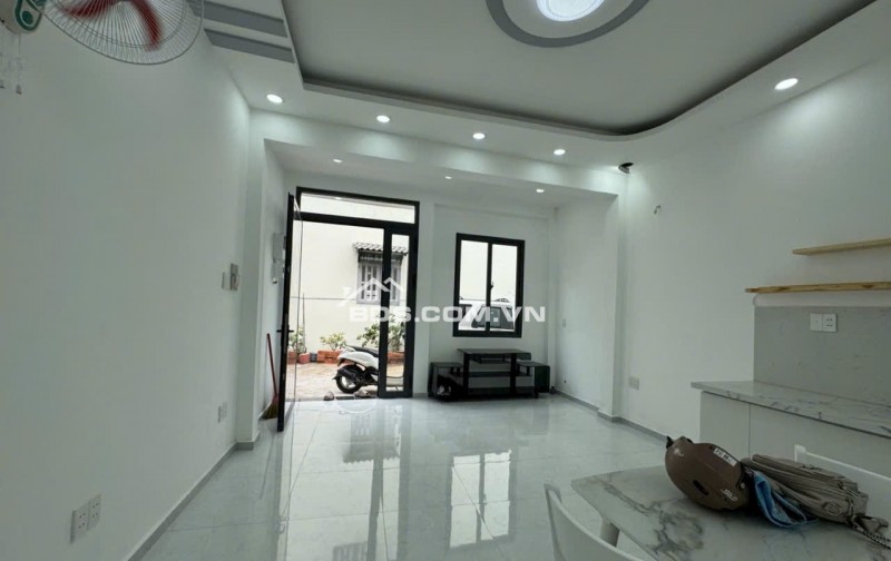 Bán nhà ở đường Võ Văn Hát phường Long Trường quận 9