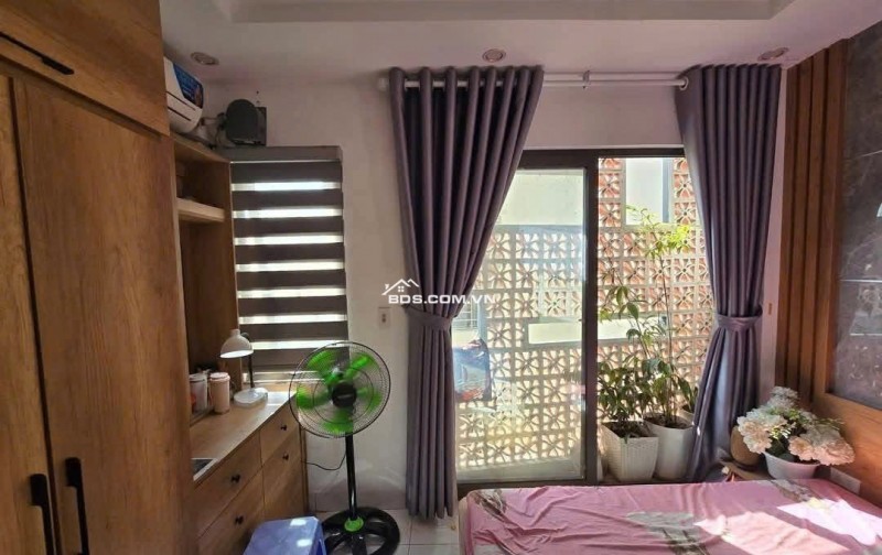  BÁN NHÀ 4 TẦNG - LÔ GÓC HAI MẶT THOÁNG – Ô TÔ NHỎ VÀO NHÀ – VĂN TRÌ, GẦN ĐH CÔNG NGHIỆP