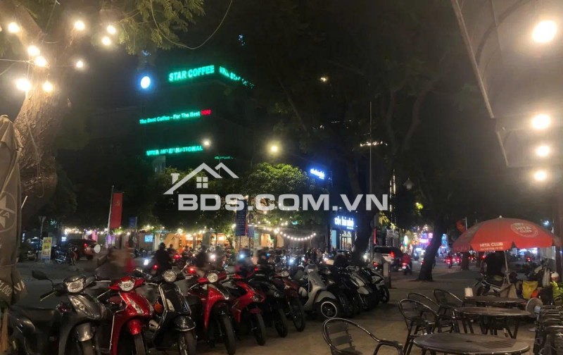 Anh tôi gửi bán gấp nhà Hẻm Xe Hơi Thành Thái, Quận 10 – 12 Tỷ – Nhà 5 Tầng Thang Máy