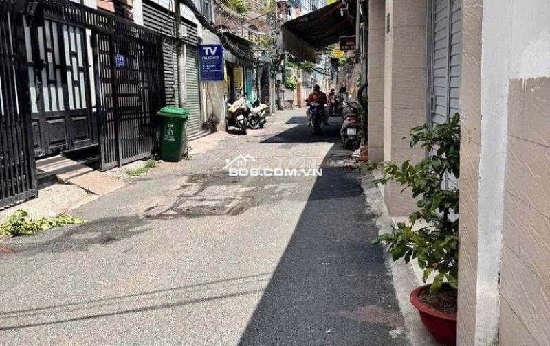 100m2 sát mặt tiền nguyễn văn đậu . 3 tầng , giá 13,4 tỷ tl