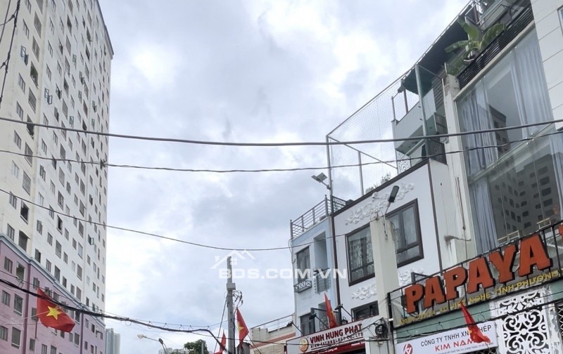 Bán tòa nhà 7 tầng Bình Thạnh – 10x24m, gần Quận 1 chỉ 300m, giá 48 Tỷ