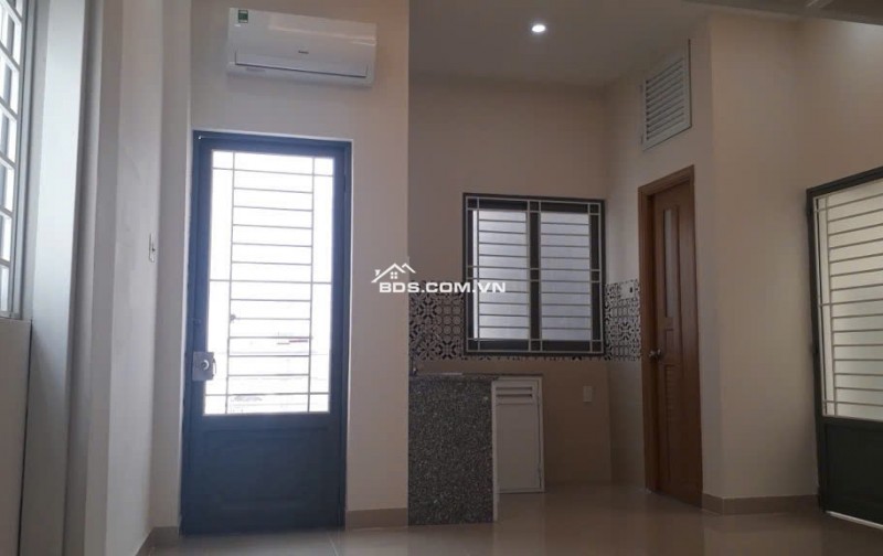 [ HOT] TIỆN NGHI TẠI Q7– NHÀ HẺM CÁCH MẶT TIỀN VÀI CĂN – ĐƯỜNG XE HƠI THẲNG TỚI NHÀ  – GIÁP CÁC TRUNG TÂM Q1, Q4. NHÀ CỰC ĐẸP 3 TẦNG CÓ THỂ VÀO Ở LUÔN  – CHÍNH CHỦ – SỔ HỒNG VUÔNG A4 – CHỈ NHỈNH  6 TỶ