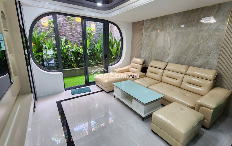 NHÀ PHỐ THANG MÁY - ĐẲNG CẤP - 4 TẦNG - FULL NỘI THẤT NGAY NGÃ TƯ GA - QUẬN 12