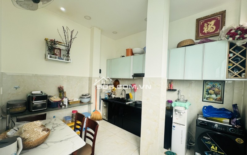 BÁN NHÀ LÔ GÓC 2 MT ĐƯỜNG SỐ 8, LINH XUÂN