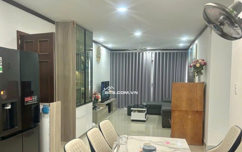Bán căn hộ rộng rãi 131,5m² – Chung cư Quốc Cường 1 Q.7 – 3PN, tặng nội thất âm tường