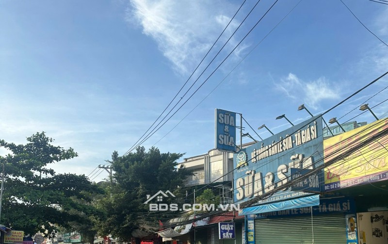 BÁN 489,1M2 ĐẤT TẠI DĨ AN ĐANG CHO THU NHẬP 65TR/TH, GIÁ CHỈ 23 TỶ TL. LH:0979918686.