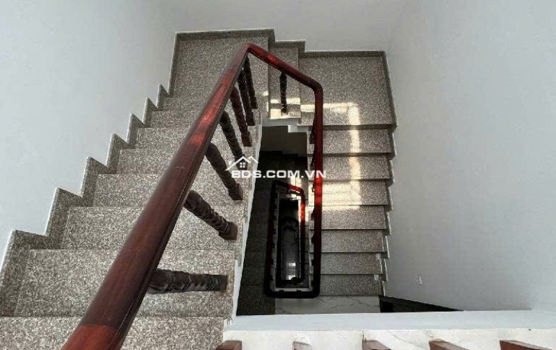 Nhà 4 Tầng Có Thang Máy - Lê Văn Quới, Sát Tân Phú ( 7 Tỷ )