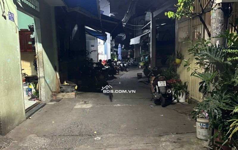   NHÀ HIẾM QUẬN 10, HẺM  613 ĐƯỜNG 3/2 – Chỉ  5.4 Tỷ