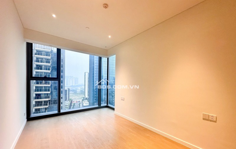 Căn hộ The Opera Metropole, 30tỷ, 77m2, 2PN, 2WC, Tằng 18 Block A.