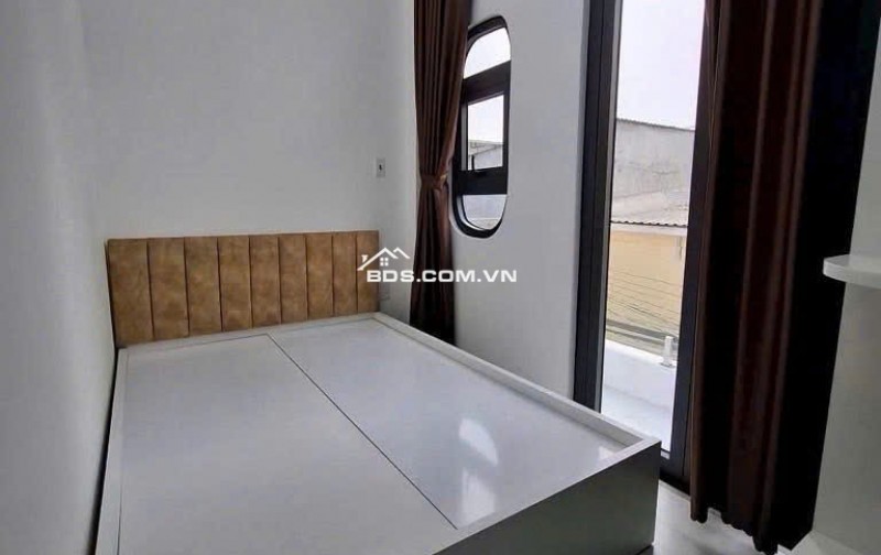 Bán Gấp Nhà Hẻm Huỳnh Tấn Phát Q7, 32m2, 2 Tầng, Giá Hời Chỉ 2.9 Tỷ, Sổ Hồng