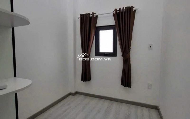 Bán Gấp Nhà Hẻm Huỳnh Tấn Phát Q7, 32m2, 2 Tầng, Giá Hời Chỉ 2.9 Tỷ, Sổ Hồng