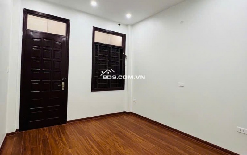 Bùng nổ ! Bán nhà An Hòa , 30m ra mặt phố ô tô ,trung tâm Hà Đông , 37m2, 8.5 tỷ