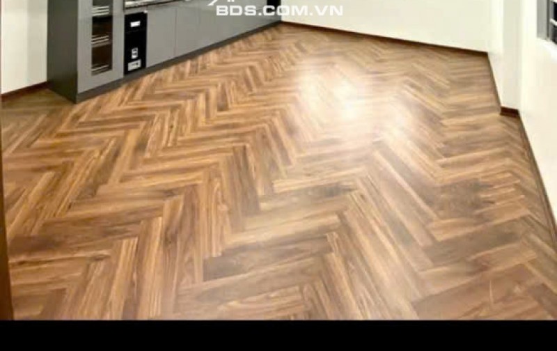 BÁN NHÀ NGỌC THỤY, LONG BIÊN, PHÂN LÔ QUÂN ĐỘI Chỉ Hơn 9 tỷ - 46m², 5 tầng, Gara, Ô tô tránh
