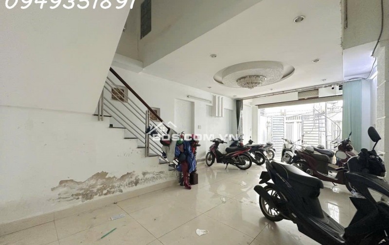  NHÀ CHDV - 12 PHÒNG - 2 MẶT THOÁNG - HẺM Ô TÔ NƠ TRANG LONG P7 BÌNH THẠNH
