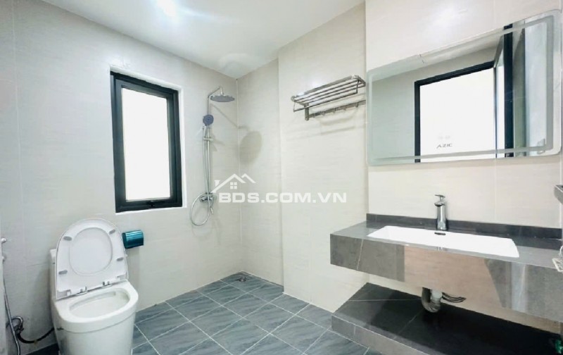 5,65 TỶ – NHÀ 5 TẦNG FULL NỘI THẤT LONG BIÊN