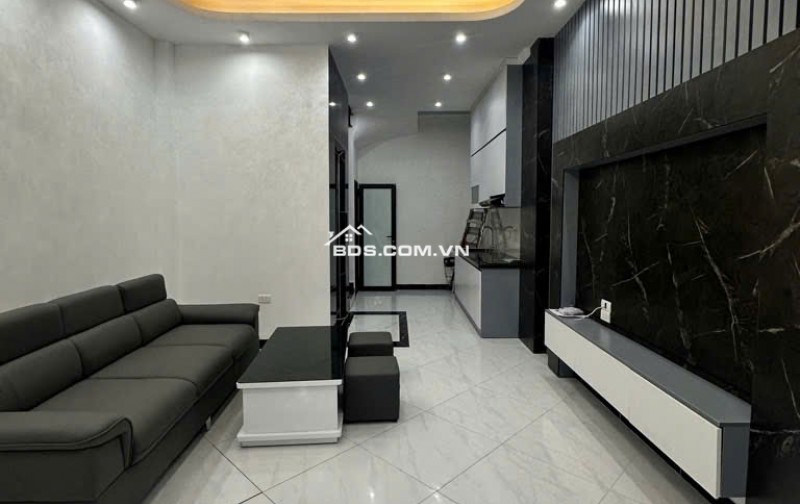 KHƯƠNG ĐÌNH - 6 TẦNG THANG MÁY -LÔ GÓC- GẦN PHỐ - KHU VỰC HIẾM NHÀ BÁN