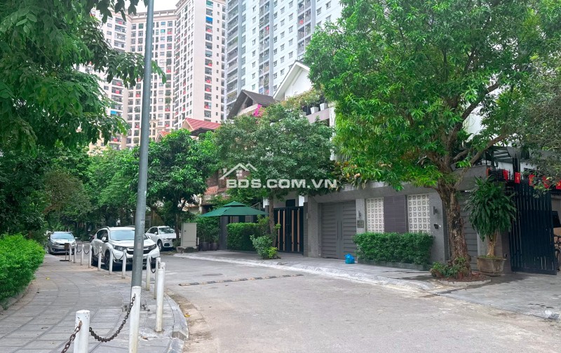 Bán gấp trong tháng 7 căn biệt thự tại kđt C37 Bắc Hà 17 Tố Hữu, Hà Nội