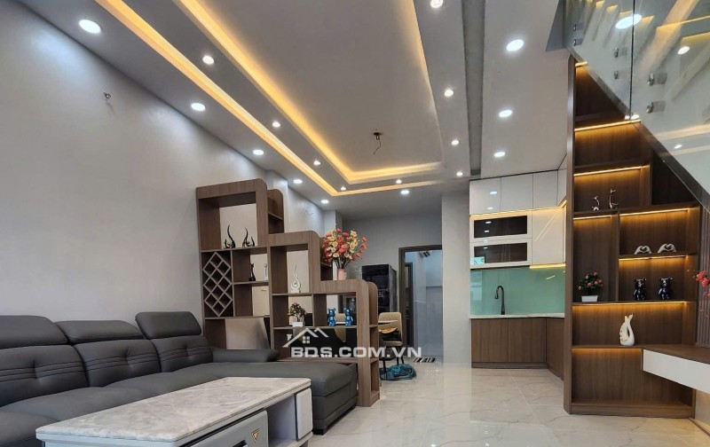 Bán nhà đẹp Huỳnh Tấn Phát, Tân Phú, Quận 7 - 4.63m x 23m