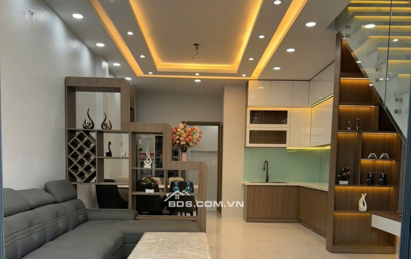 Bán nhà đẹp Huỳnh Tấn Phát, Tân Phú, Quận 7 - 4.63m x 23m