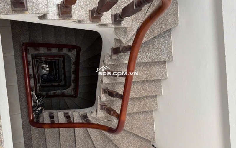 HÀNG HIẾM ! Bán nhà Vũ Tông Phan -ô tô tránh - 2 thoáng - dòng tiền ổn định- diện tích rộng, 48m2 , 11 tỷ