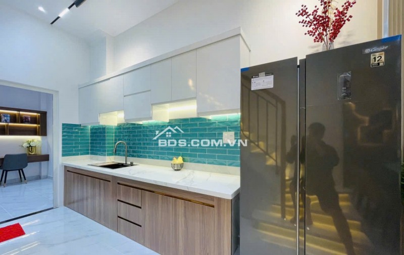 Nhà bán gấp 40m2,2L-4PN,2,85 tỷ đường Nguyễn Huy Lượng, P14, Bình Thạnh,HCM.