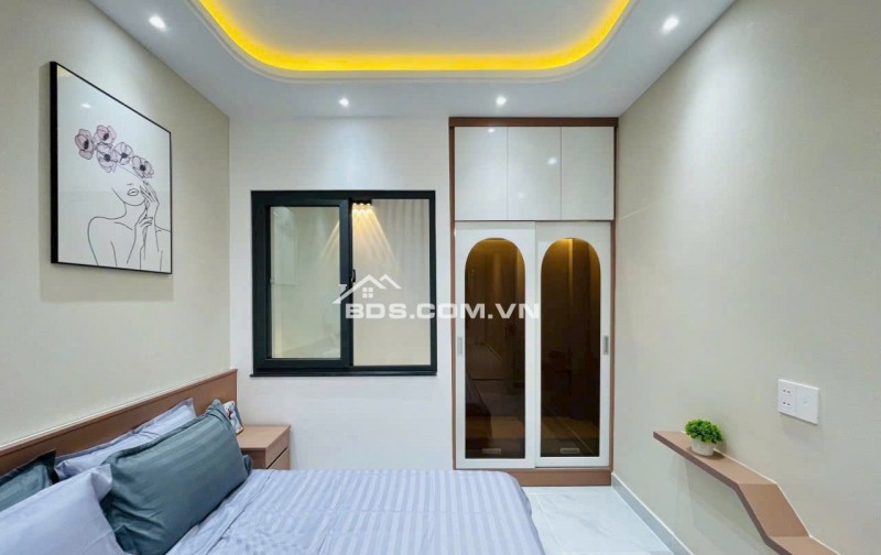 Nhà bán gấp 40m2,2L-4PN,2,85 tỷ đường Nguyễn Huy Lượng, P14, Bình Thạnh,HCM.
